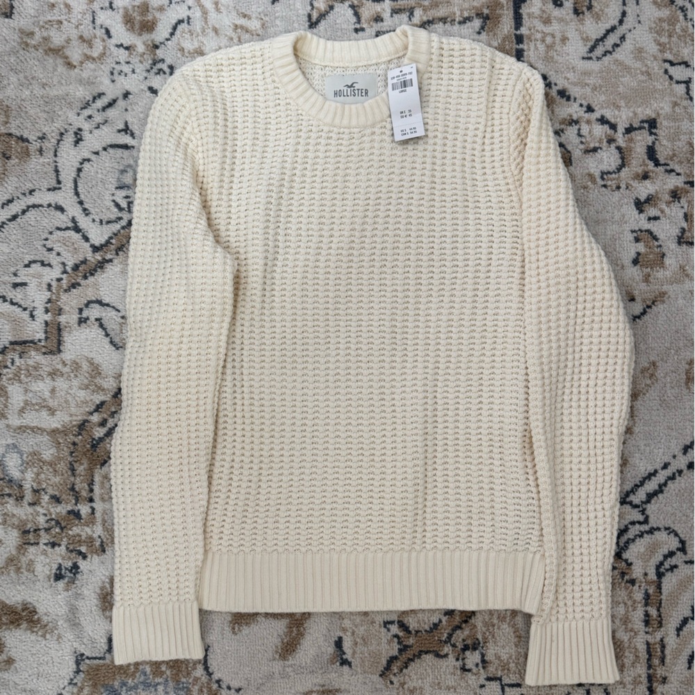 NWT Hollister Men’s Knit Sweatert